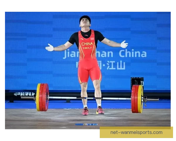 深圳举重公开赛引爆热情
